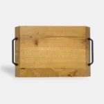 Drewniana taca z uchwytami do serwowania