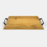 Drewniana taca z uchwytami do serwowania