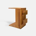 Pomocnik stolik drewniany pod laptopa do salonu