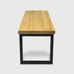 Holzbank für die Halle HUGON