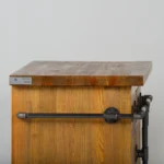 Kiefernholz-Kommode im industriellen Stil DENAR