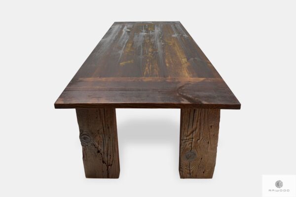 Massiv Tisch aus Massivholz ins Esszimmer auf Dimension WERD