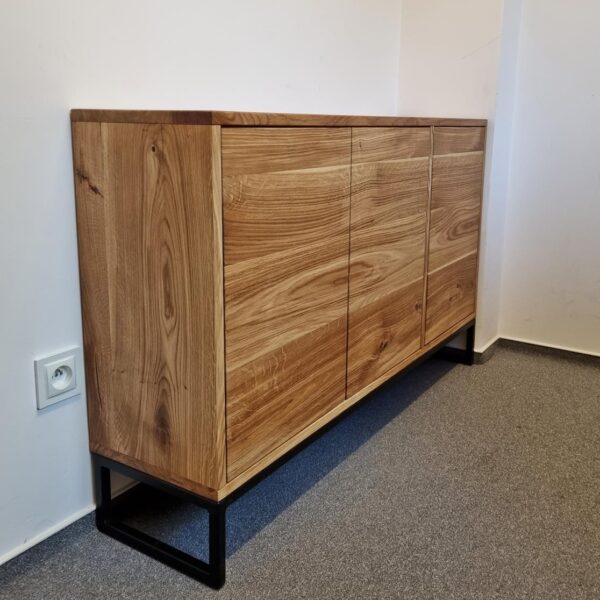 Komoda dębowa industrialna na metalowej podstawie loft komoda drewniana na zamówienie MERIS II