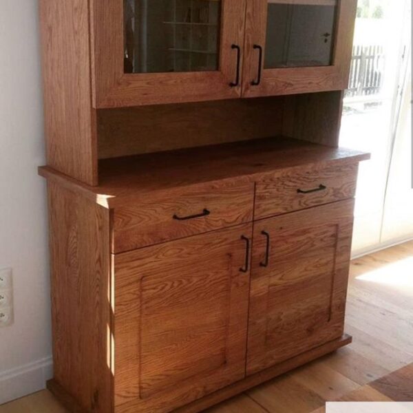 Dębowy kredens na życzenie Klienta