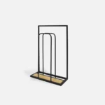 Stojak na ręczniki z drewna i metalu