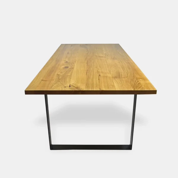 Stół z dębowym blatem i metalowymi nogami Westa