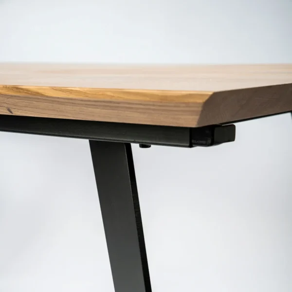 Moderner Tisch mit Eichenholzplatte und Erweiterungen maßgefertigt für das Esszimmer CORTEZ