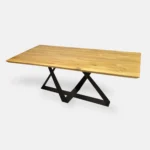 Eichenholztisch mit metallischem Gestell für das Esszimmer oder das Wohnzimmer BORNEO